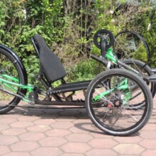 Prototyp: Wildone Handtrike Steintrike WildOne-Handtrike
