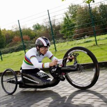 Andrea Eskau, Toyota Knieposition Rennhandbike. Knie-Renn-Handbike