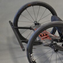 "saftey bar" Auffahrschutz an einem Carbide 20" Auffahrschutz